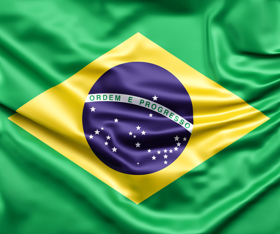 Como Funciona o Sistema Jurídico Brasileiro: bandeira do brasil tremulante